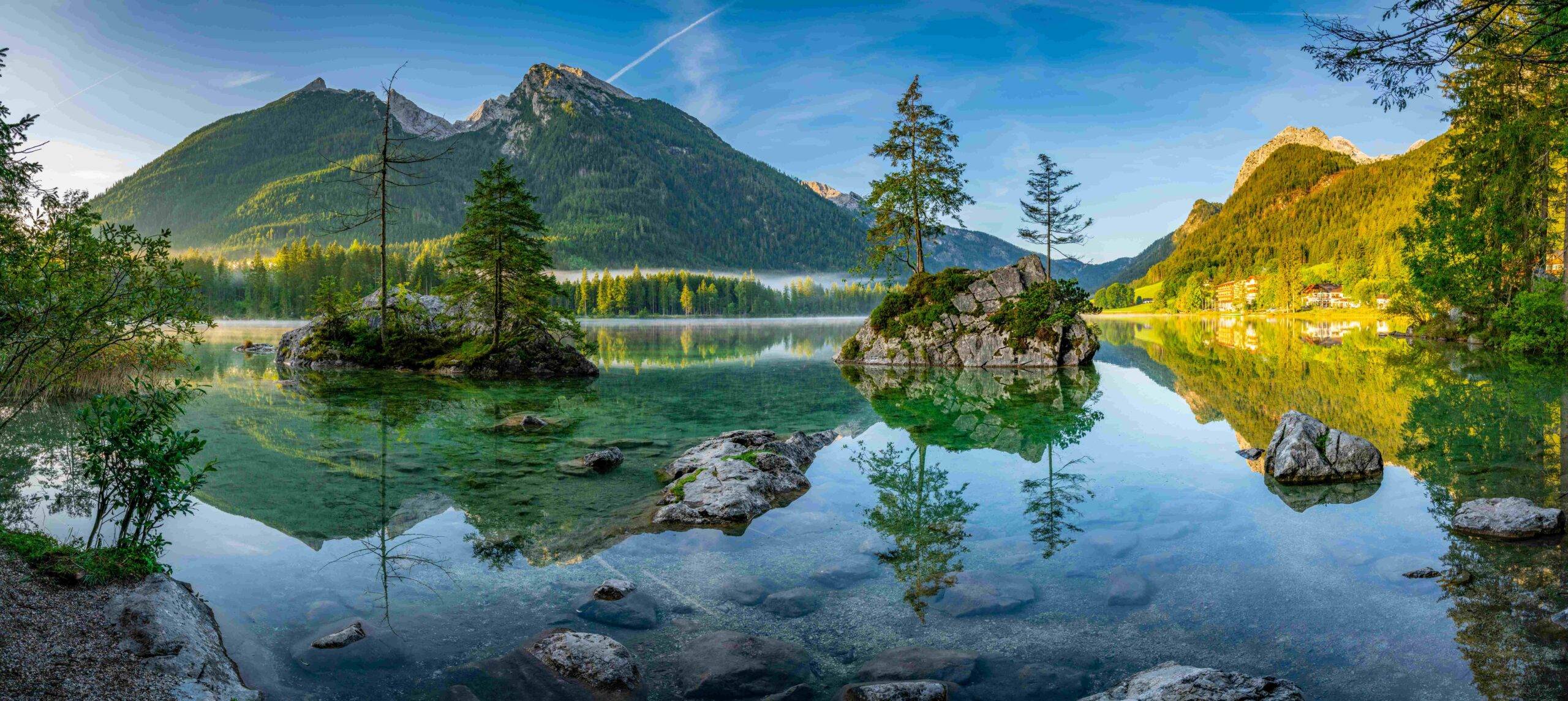 Hintersee in den Bayerischen Alpen an der österreichischen Grenze, Deutschland, Europa